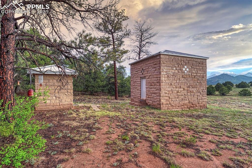 Image 14 of 49: Out Buildings