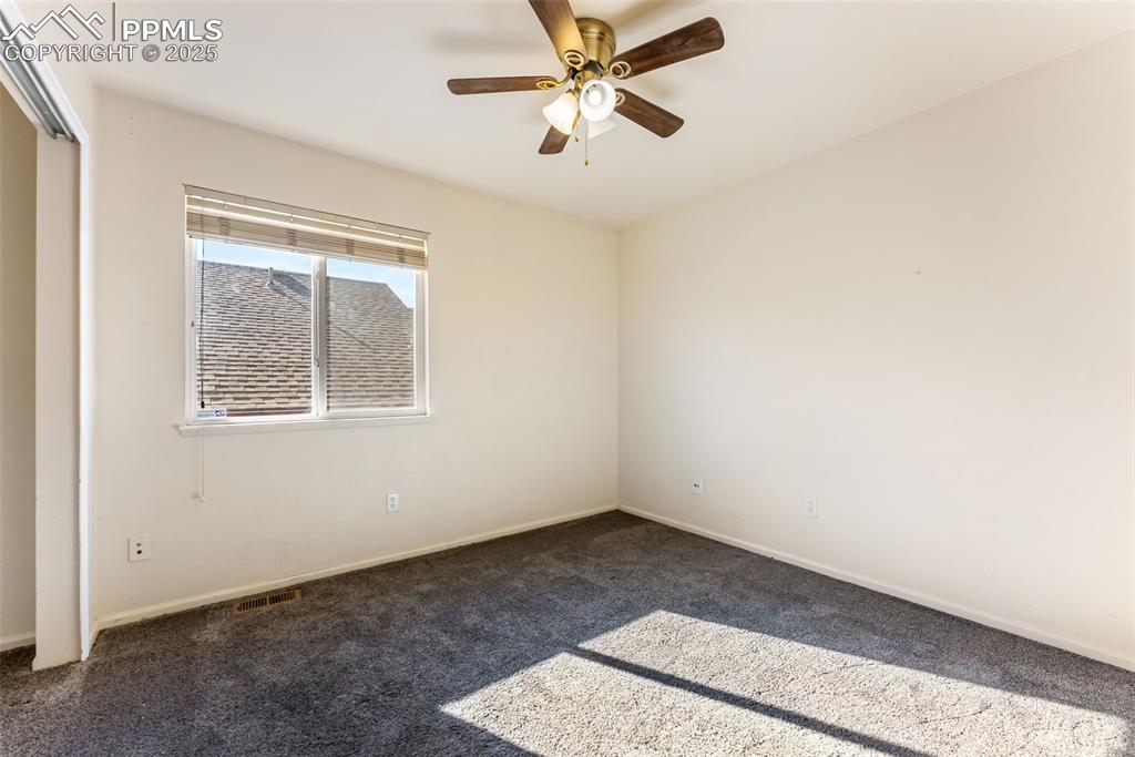 Image 29 of 49: Bedroom