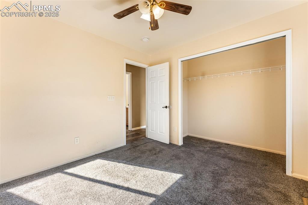 Image 31 of 49: Bedroom