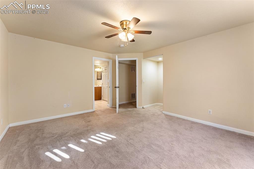 Image 38 of 49: Bedroom