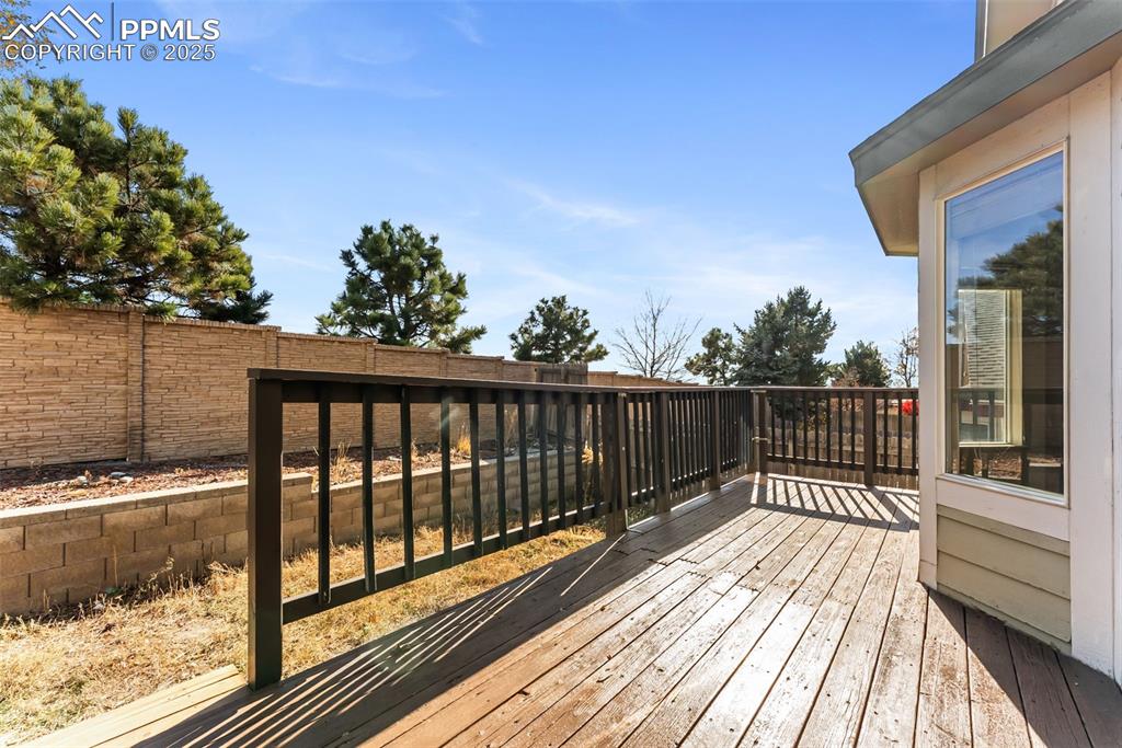 Image 42 of 49: Deck