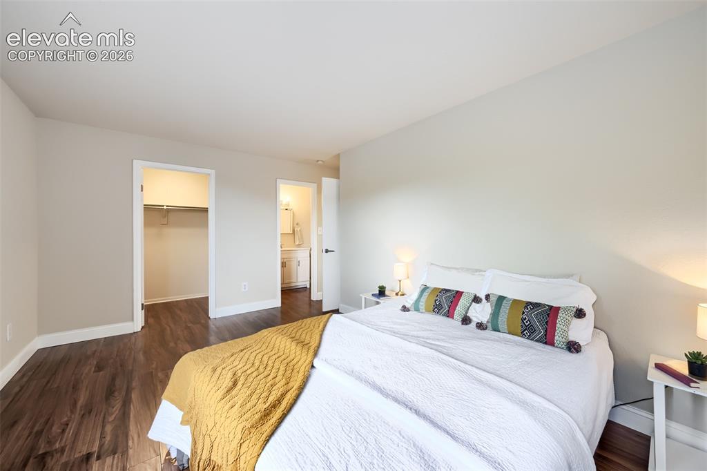 Image 9 of 10: Bedroom with large walk-in closet