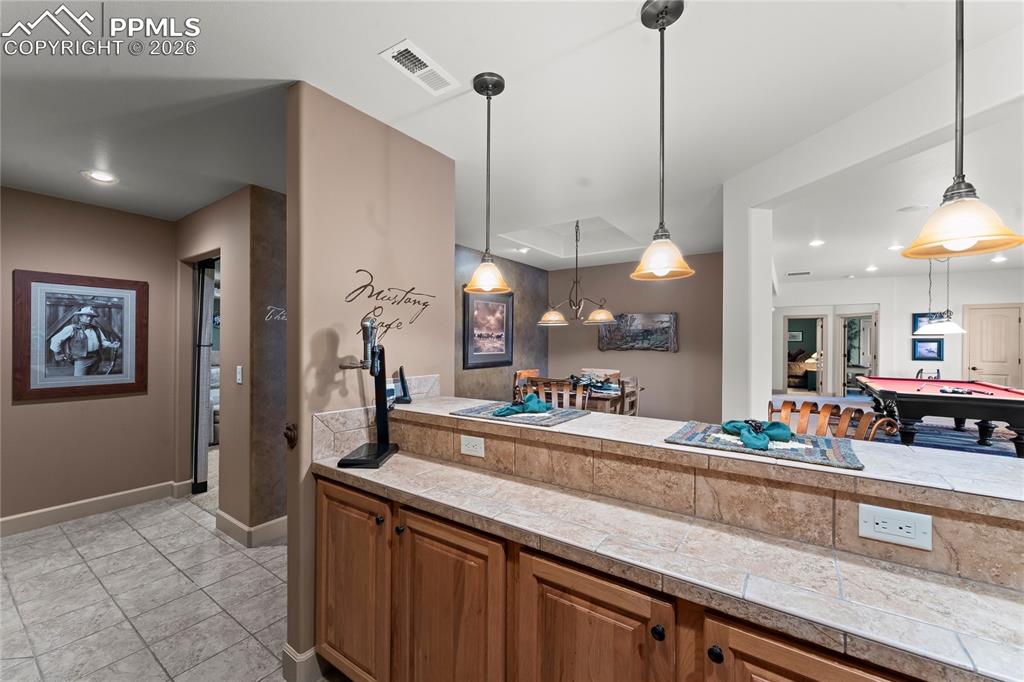 Image 42 of 50: Kitchen