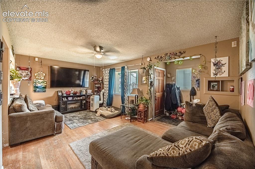 Image 3 of 44: Living Room