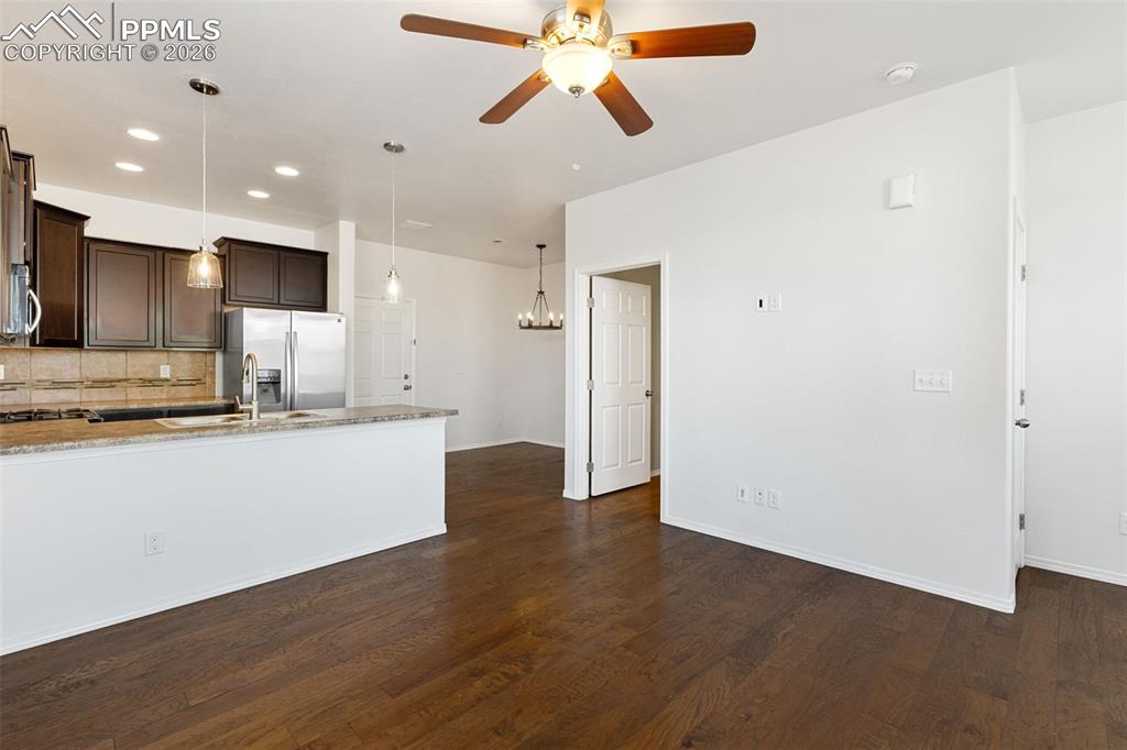 Image 6 of 30: Kitchen