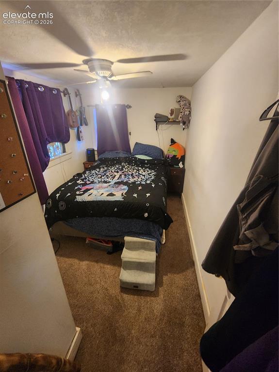 Image 15 of 18: Bedroom