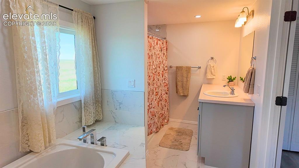 Image 23 of 37: Master Bathroom