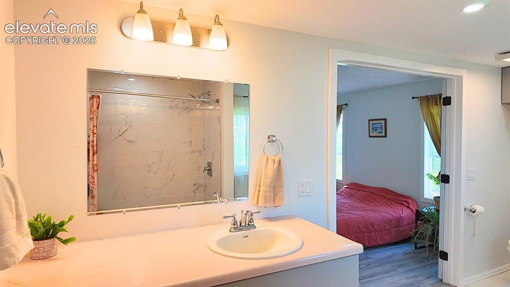 Image 25 of 37: Master Bathroom
