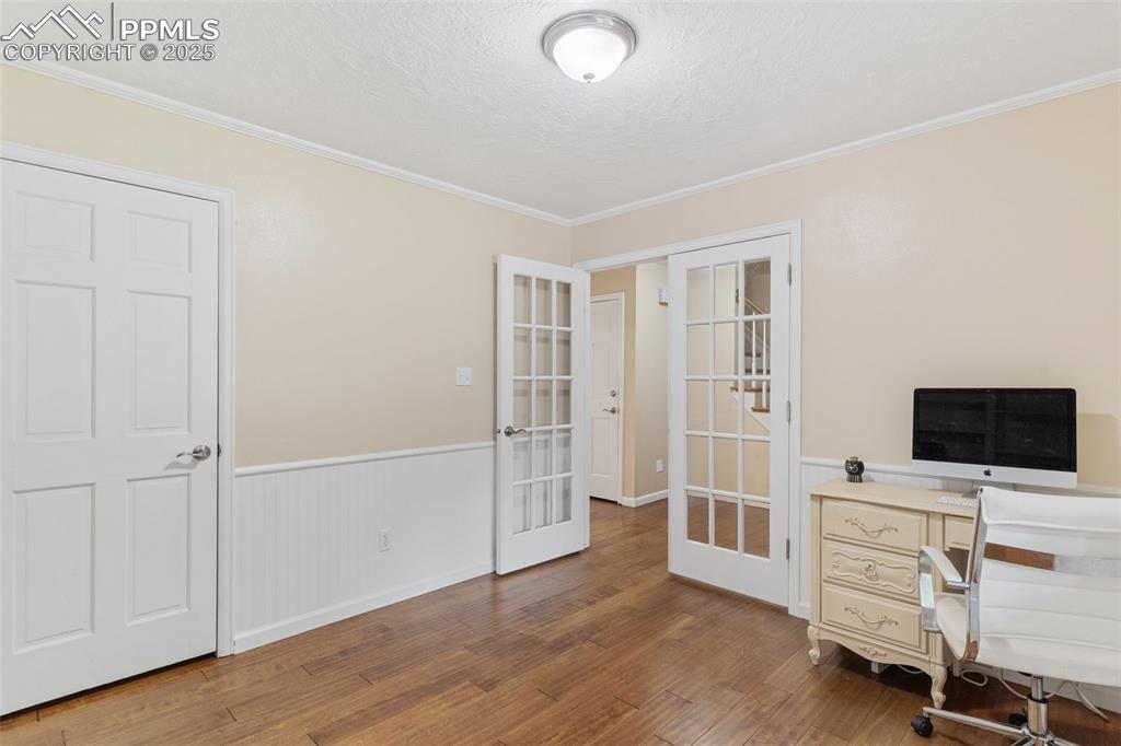 Image 19 of 45: Main level office or 6th bedroom.