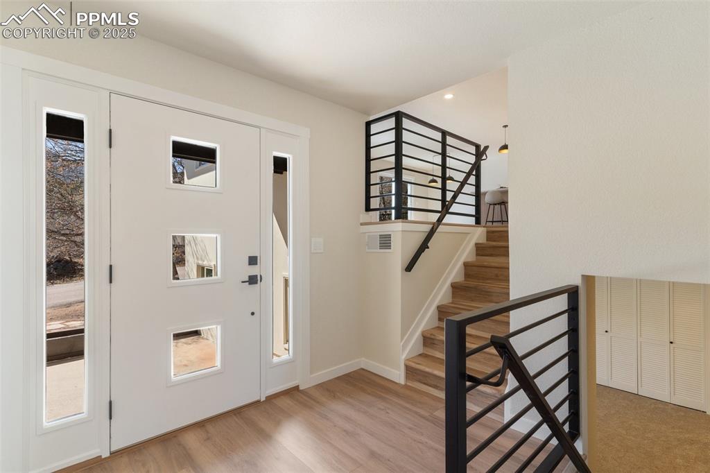 Image 8 of 37: Entry