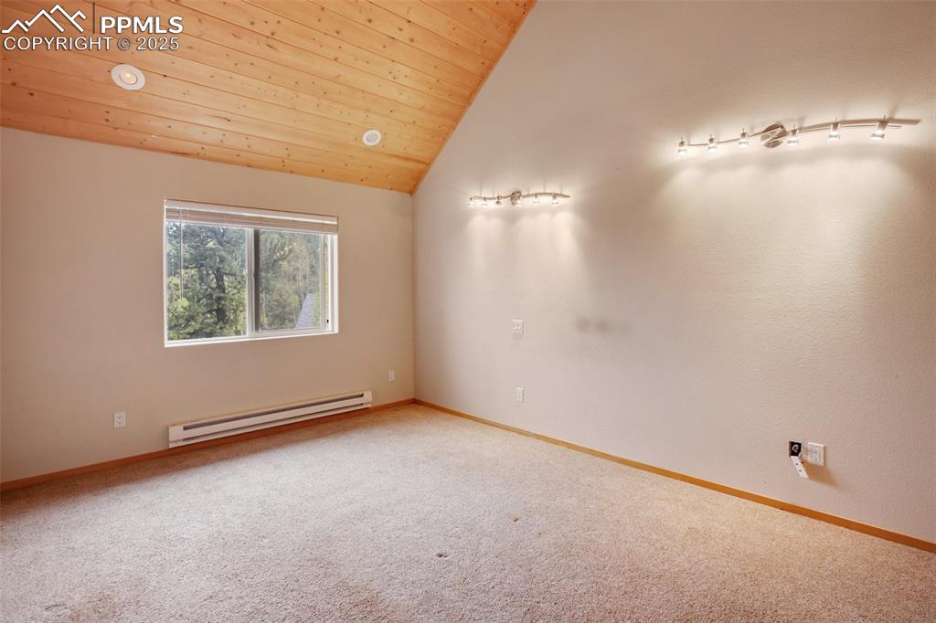 Image 17 of 50: Master Bedroom