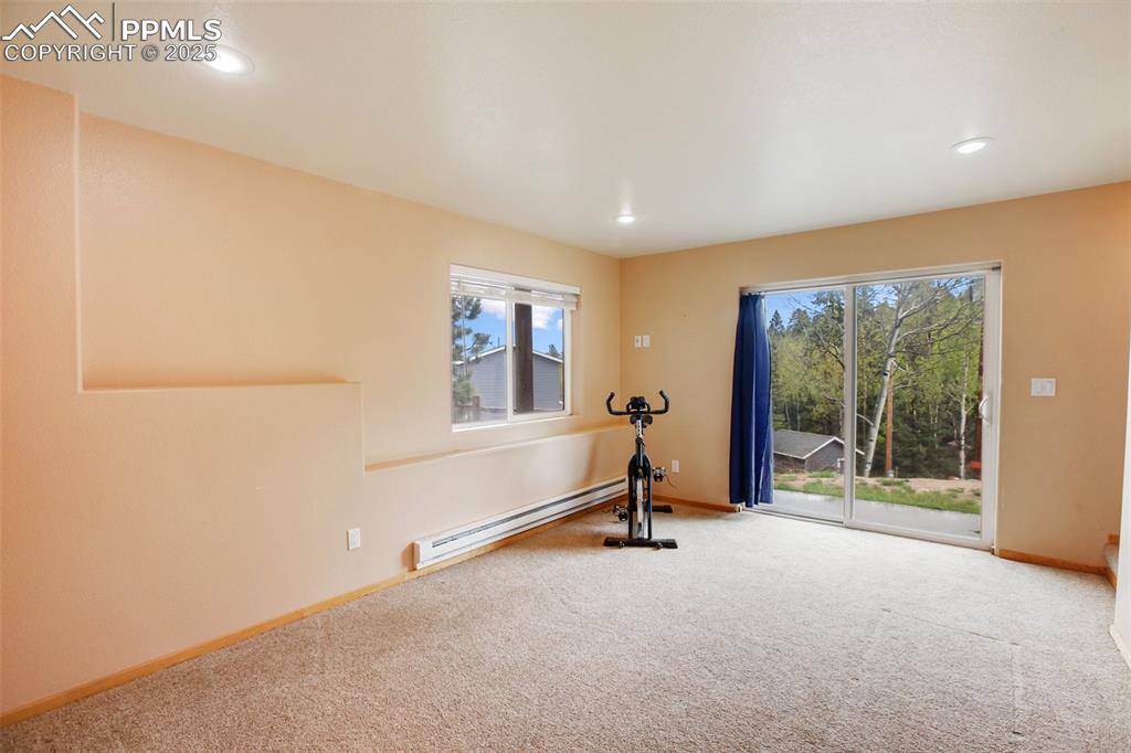 Image 27 of 50: Family Room