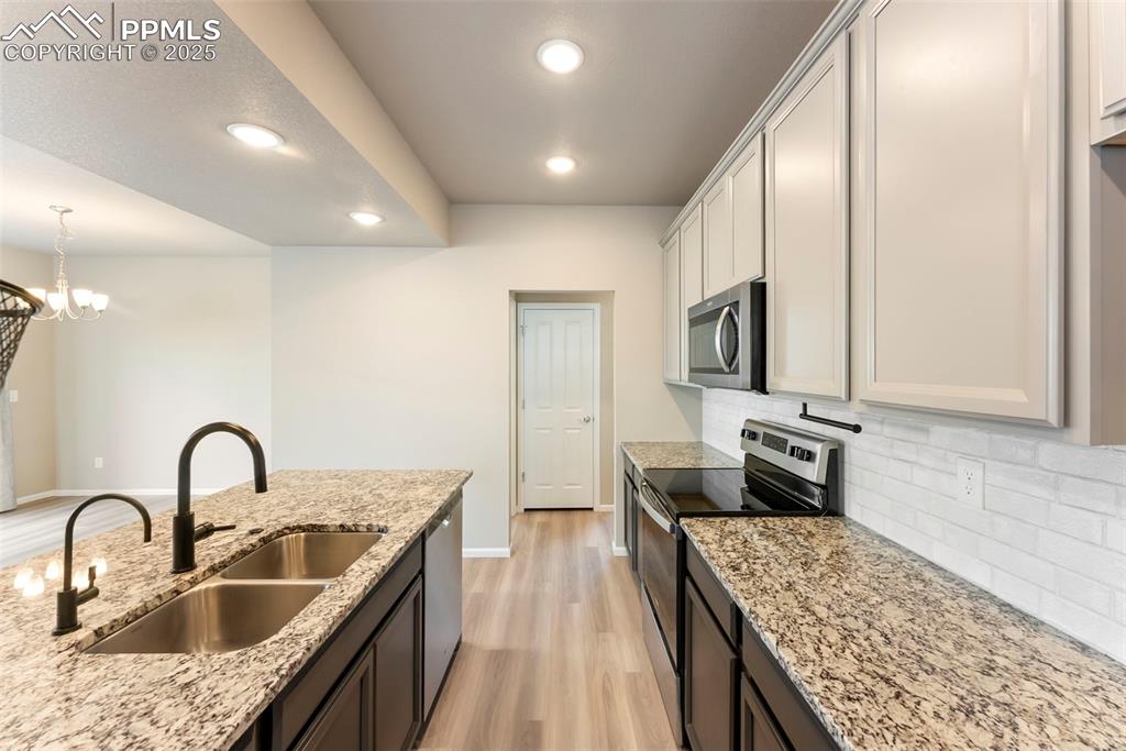 Image 13 of 38: Bedroom