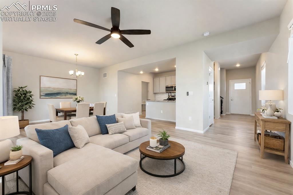 Image 3 of 38: Virtually Staged