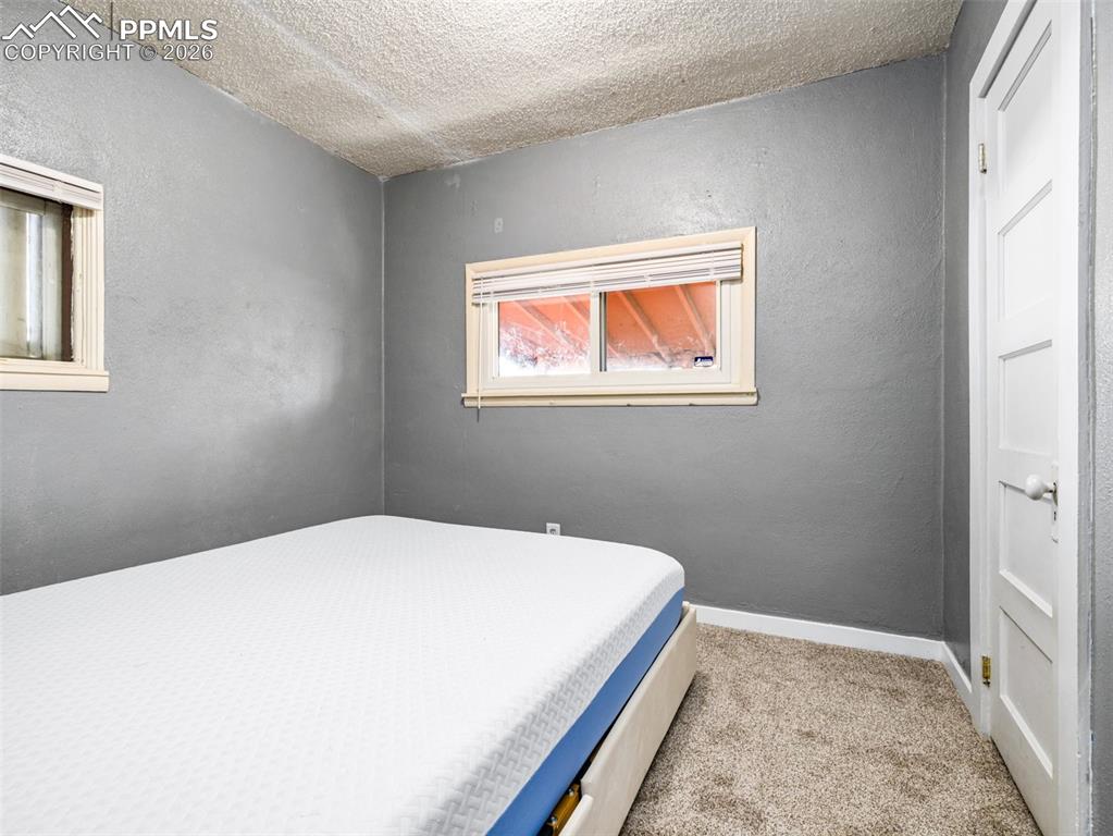 Image 10 of 11: No Description Available