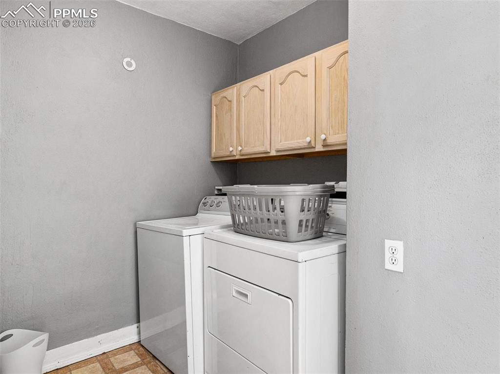 Image 6 of 11: No Description Available