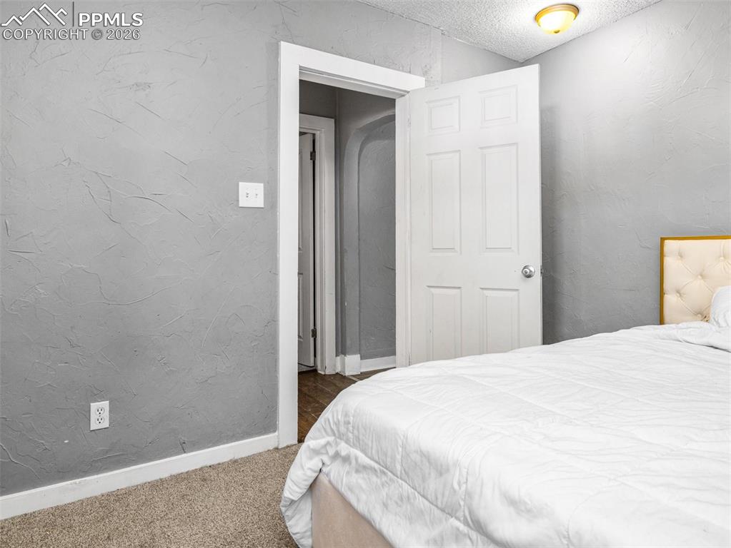 Image 8 of 11: No Description Available