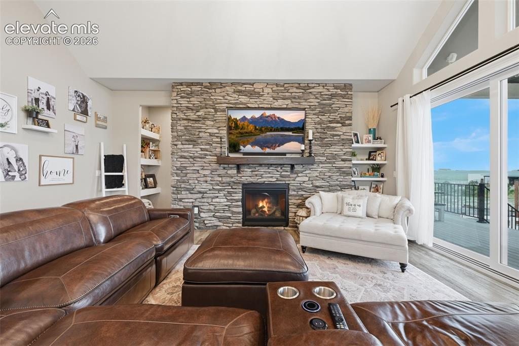 Image 12 of 41: Living Room