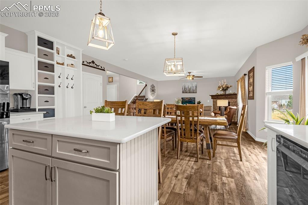 Image 12 of 48: Kitchen