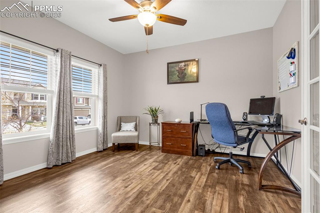 Image 13 of 48: Office