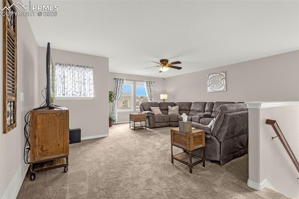 Image 16 of 48: Loft