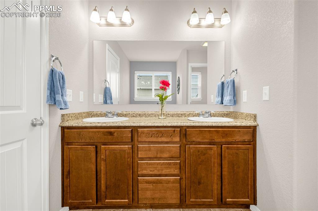 Image 22 of 48: Master Bathroom