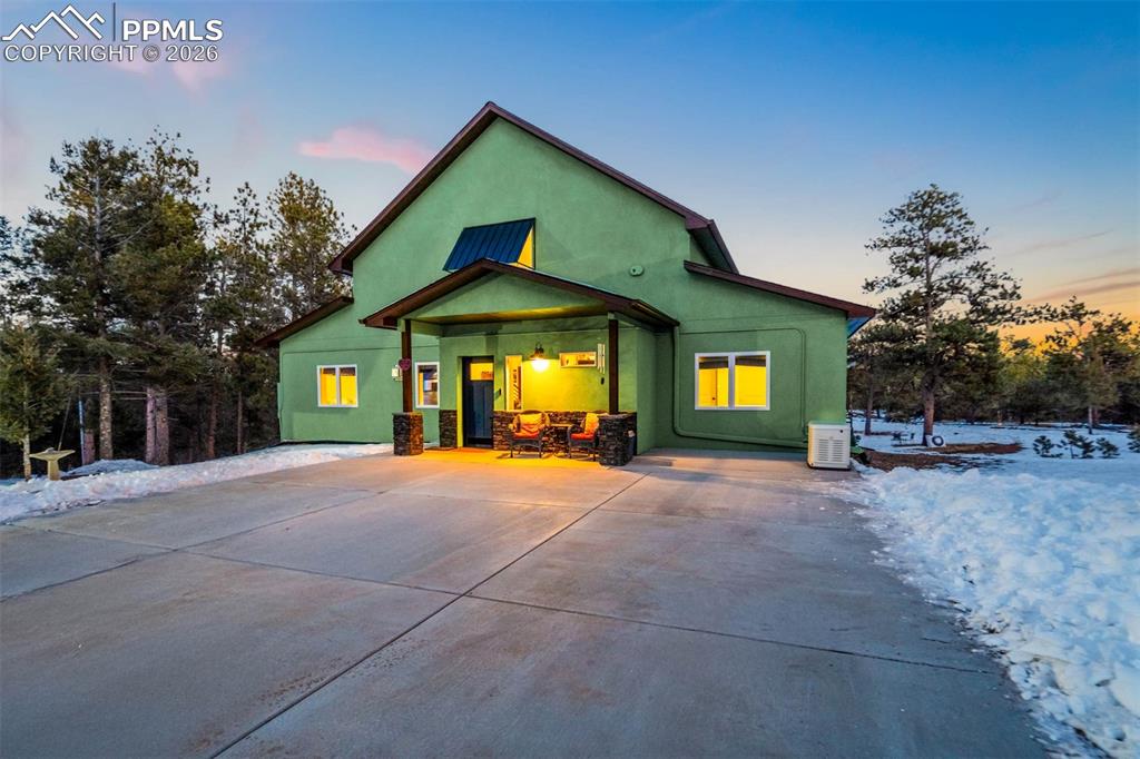 Image 35 of 40: Front of Structure