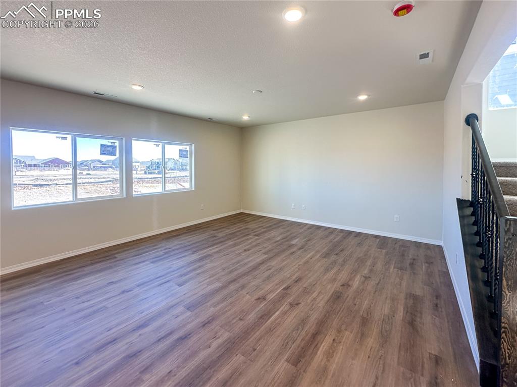 Image 10 of 36: Living Room