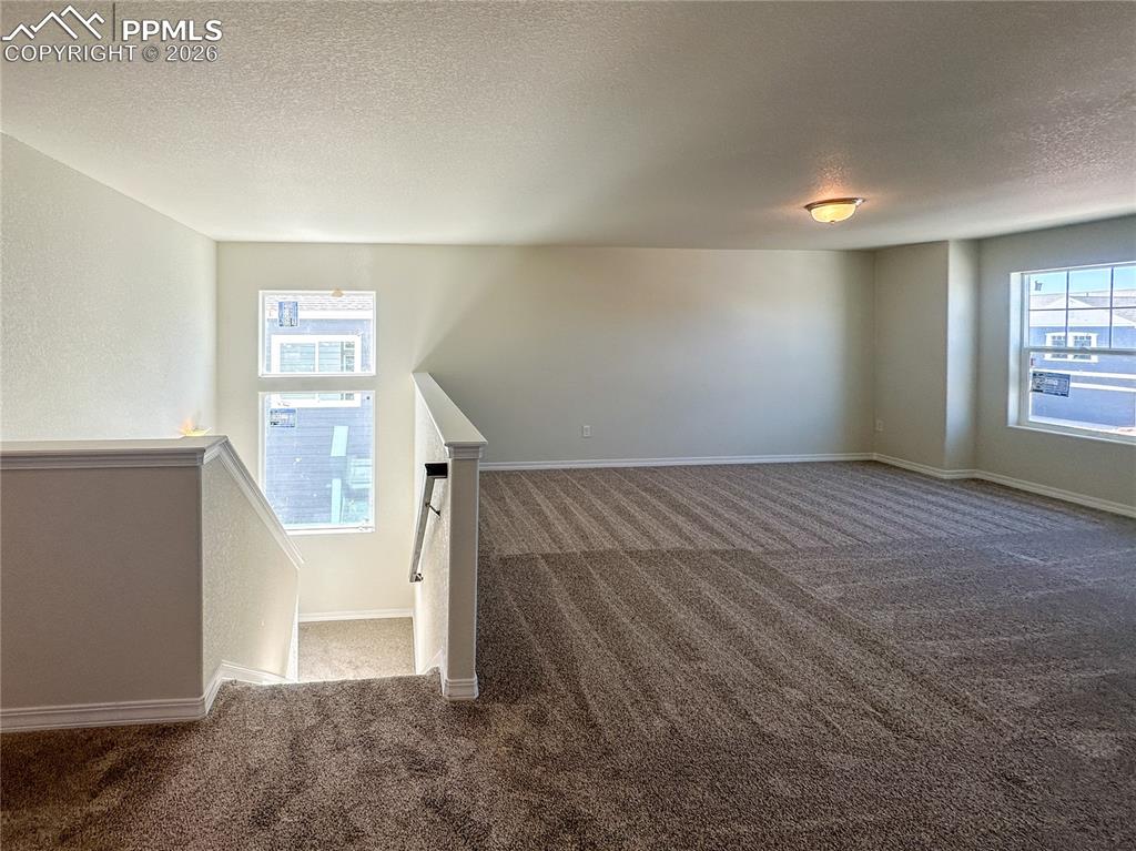 Image 15 of 36: Loft