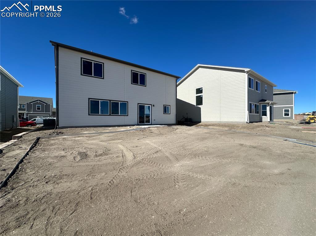 Image 33 of 36: Back of Structure