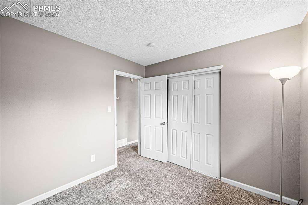 Image 20 of 33: Bedroom