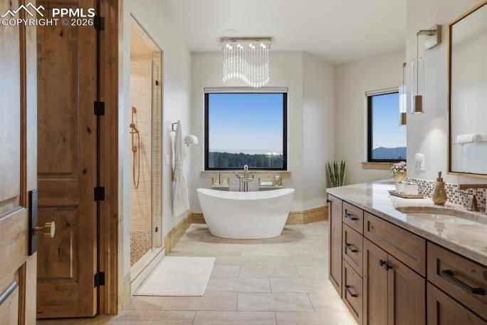 Image 17 of 50: Bathroom