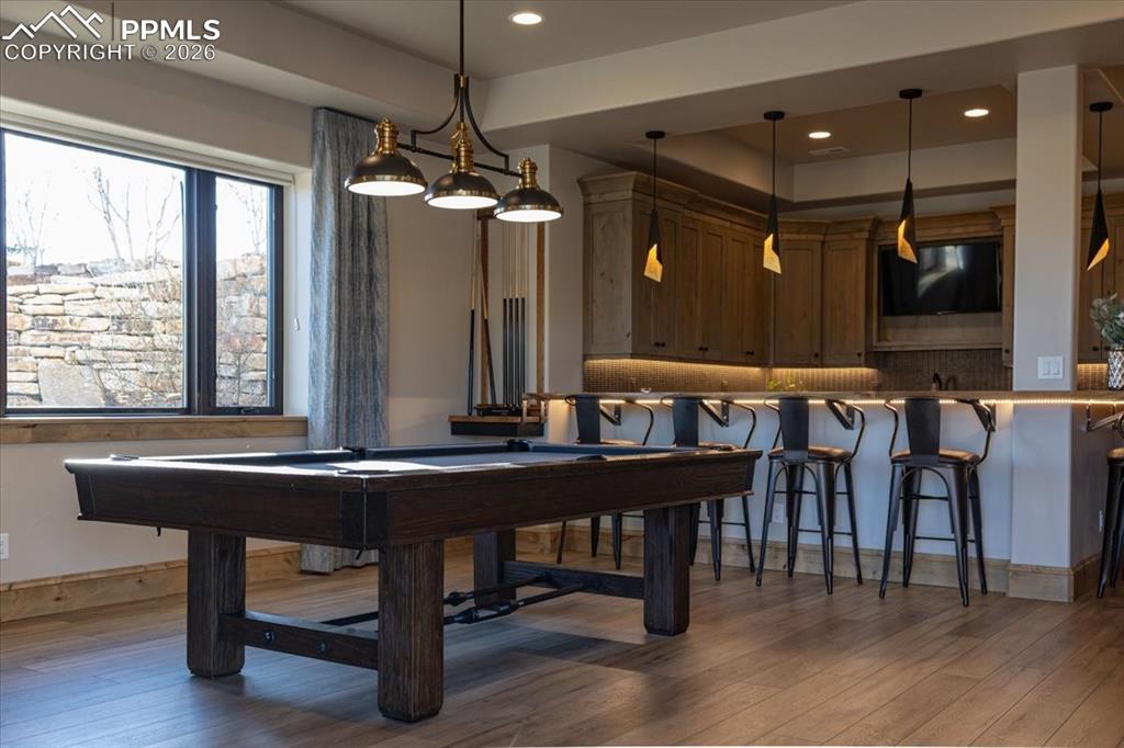 Image 28 of 50: Game Room