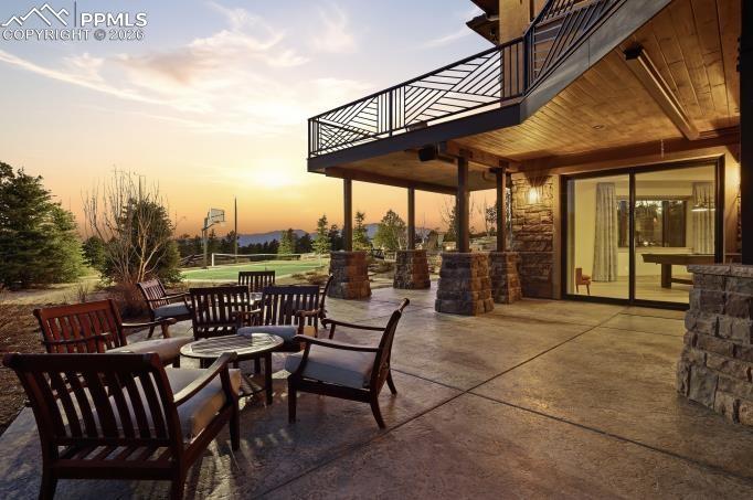 Image 30 of 50: Patio