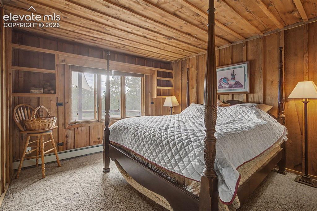 Image 12 of 34: Bedroom
