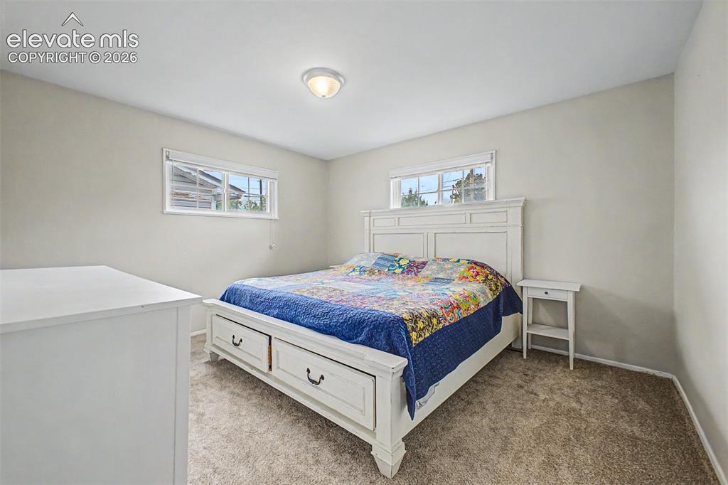 Image 13 of 28: Bedroom