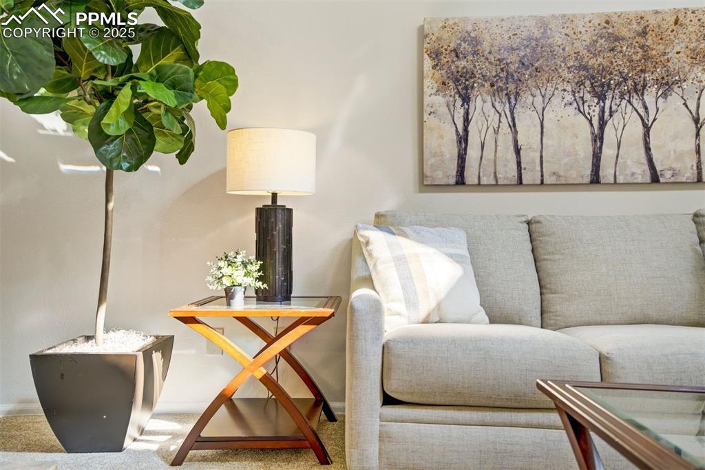 Image 13 of 50: Sitting Room