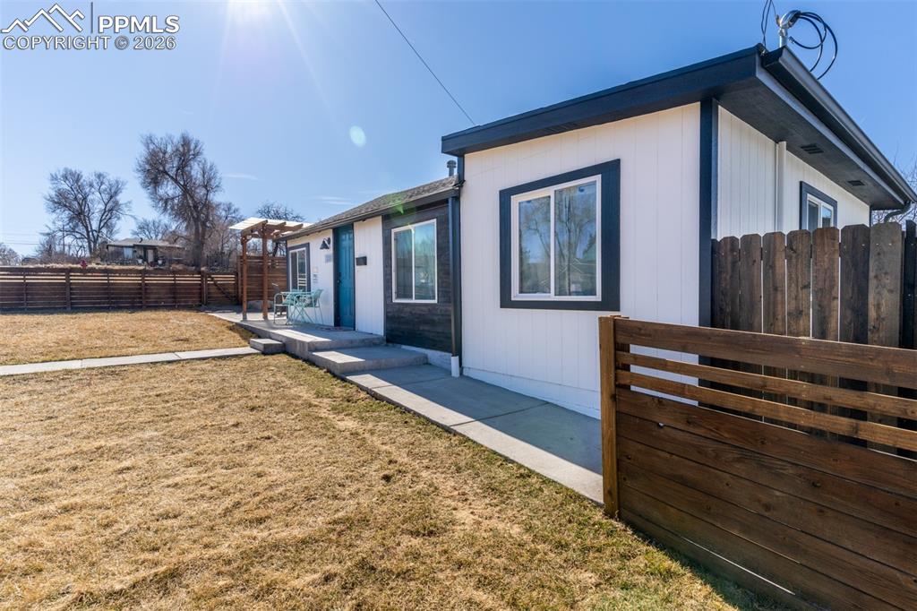 Image 23 of 27: Other