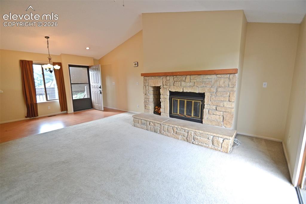 Image 5 of 36: Living Room