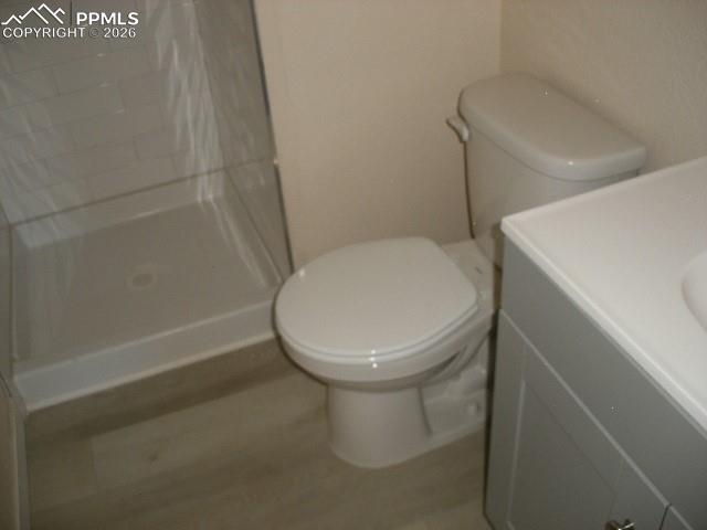 Image 13 of 39: Bathroom