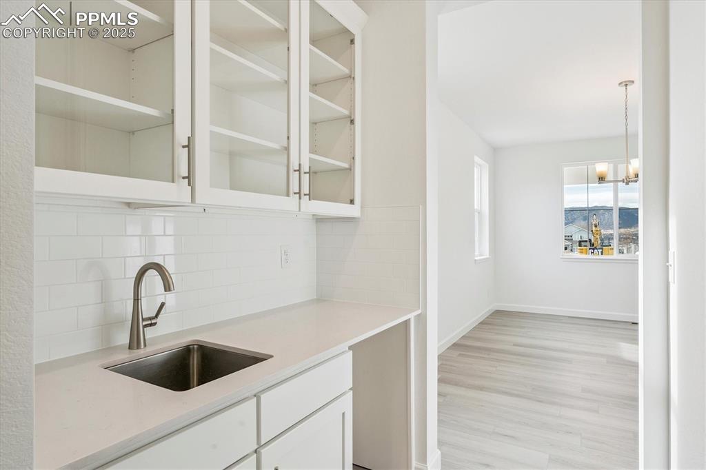 Image 4 of 23: No Description Available