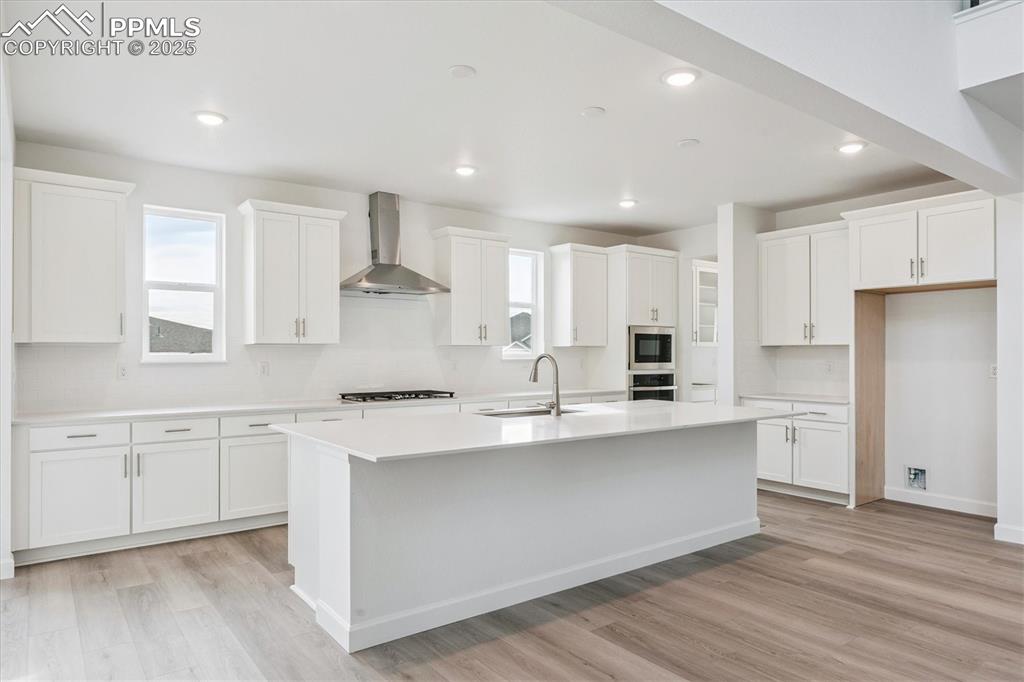 Image 8 of 23: No Description Available