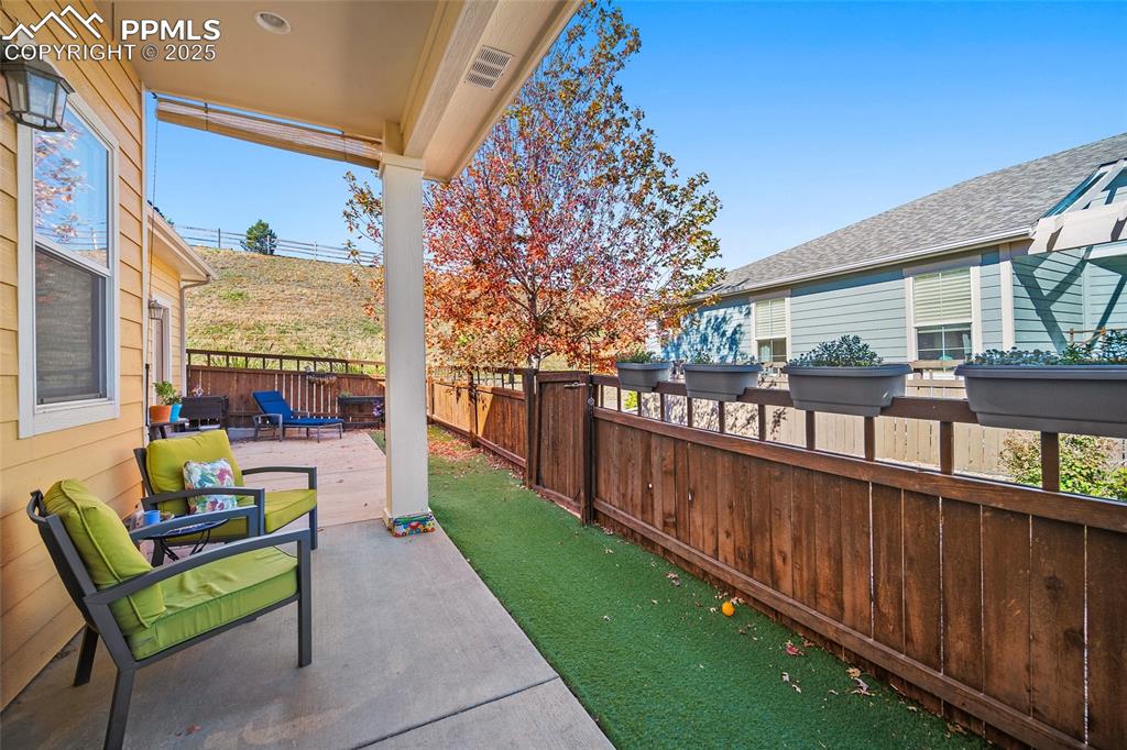 Image 35 of 47: Patio