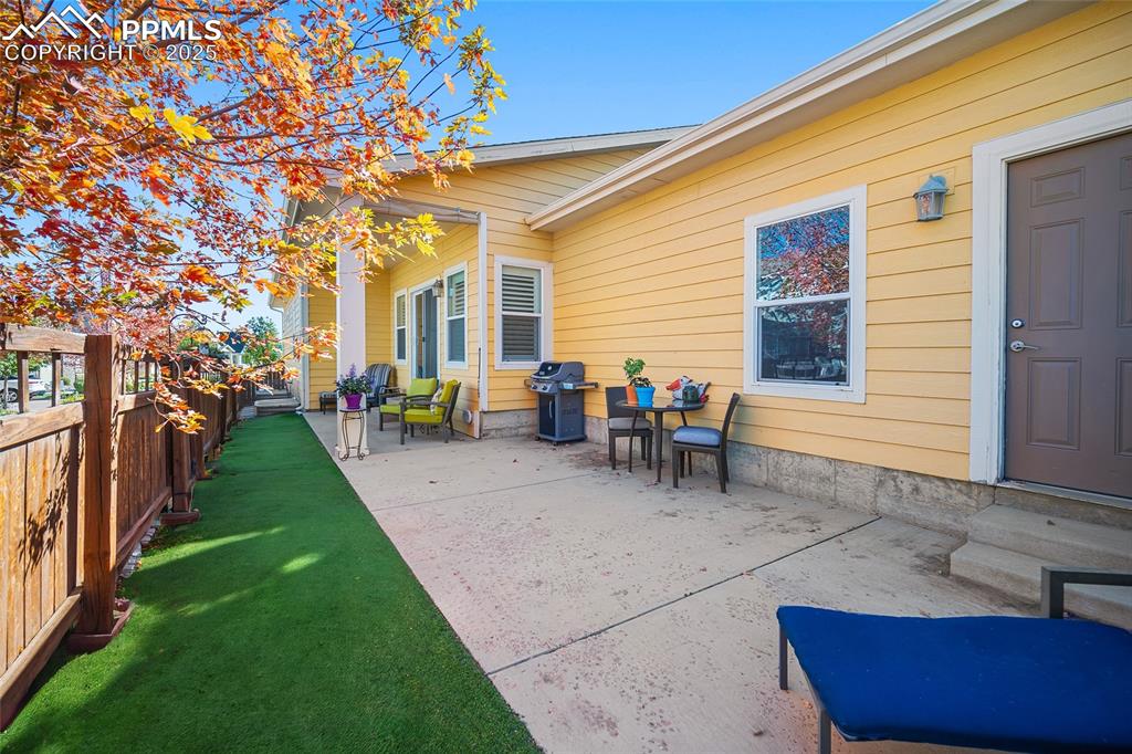 Image 37 of 47: Patio