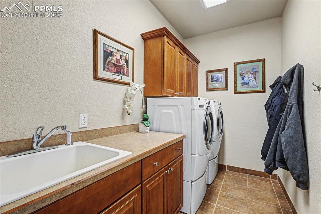 Image 21 of 50: No Description Available