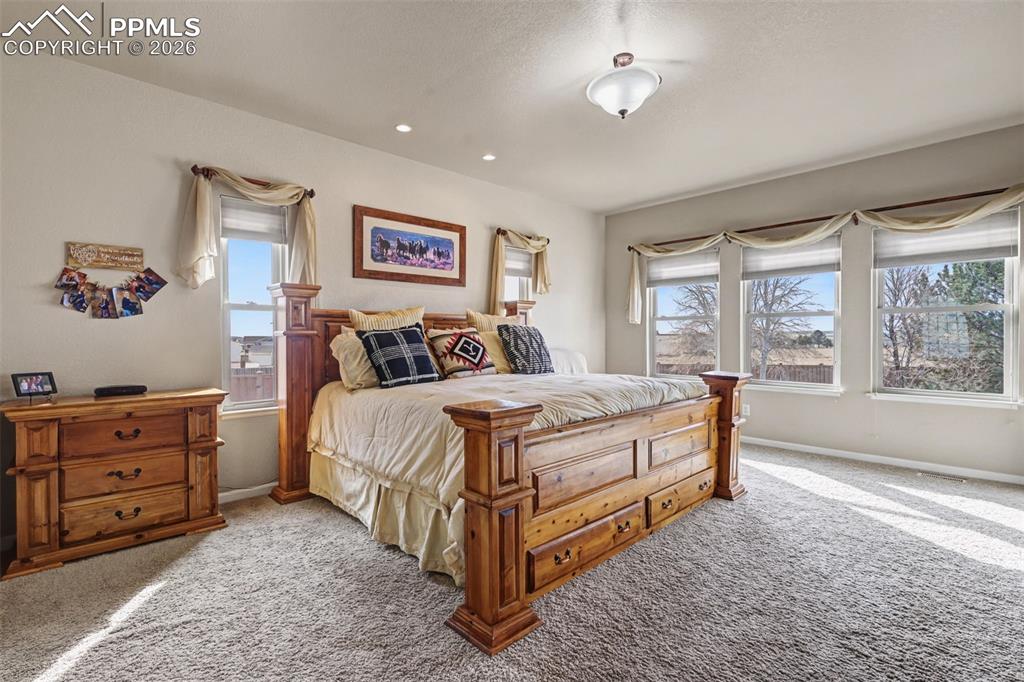 Image 22 of 50: No Description Available