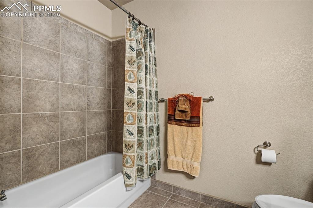 Image 30 of 50: No Description Available