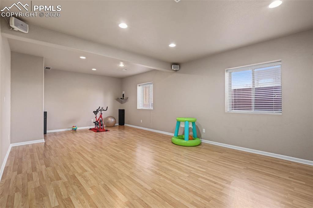 Image 39 of 50: No Description Available