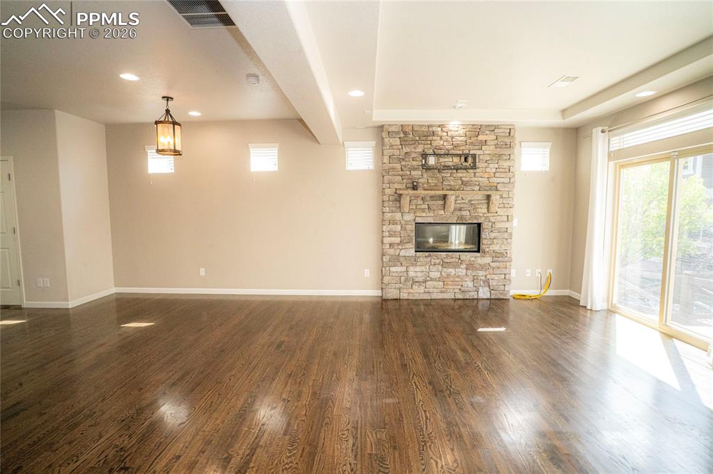Image 13 of 49: Living Room