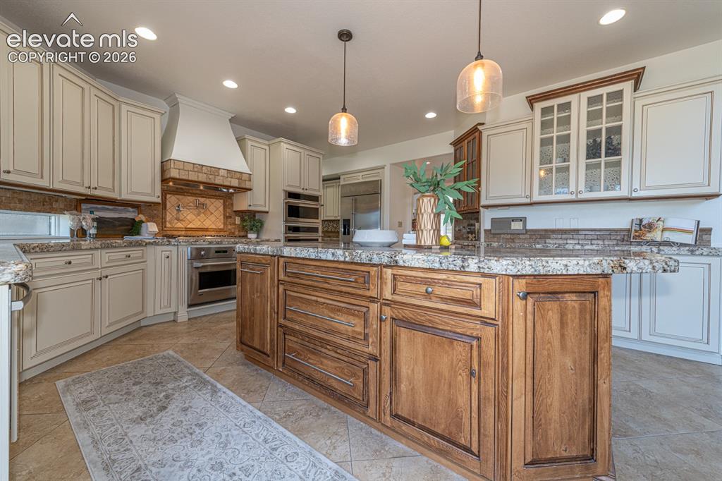 Image 7 of 50: Custom cabinetry
